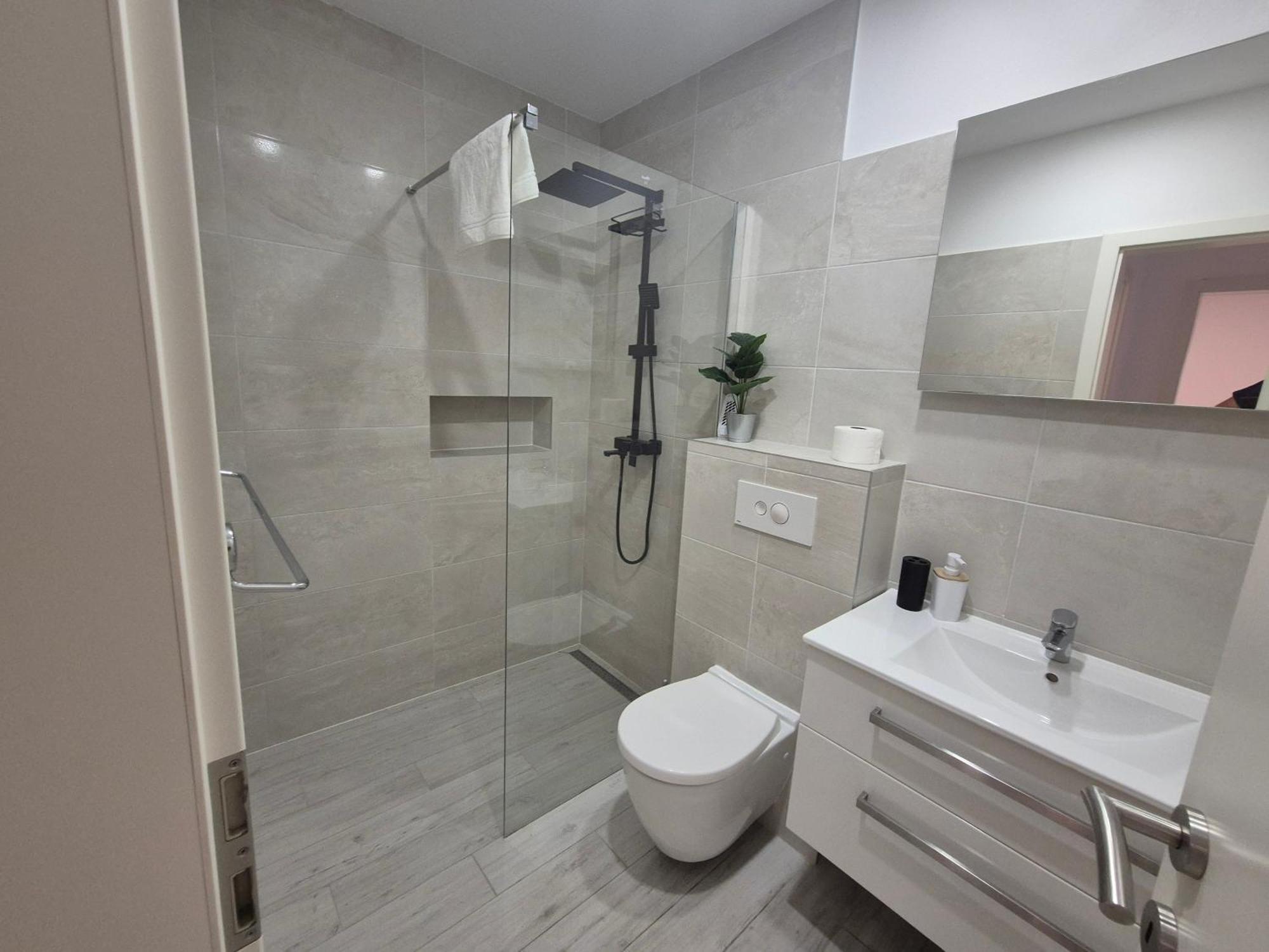 Apartment Rika Omis Luaran gambar