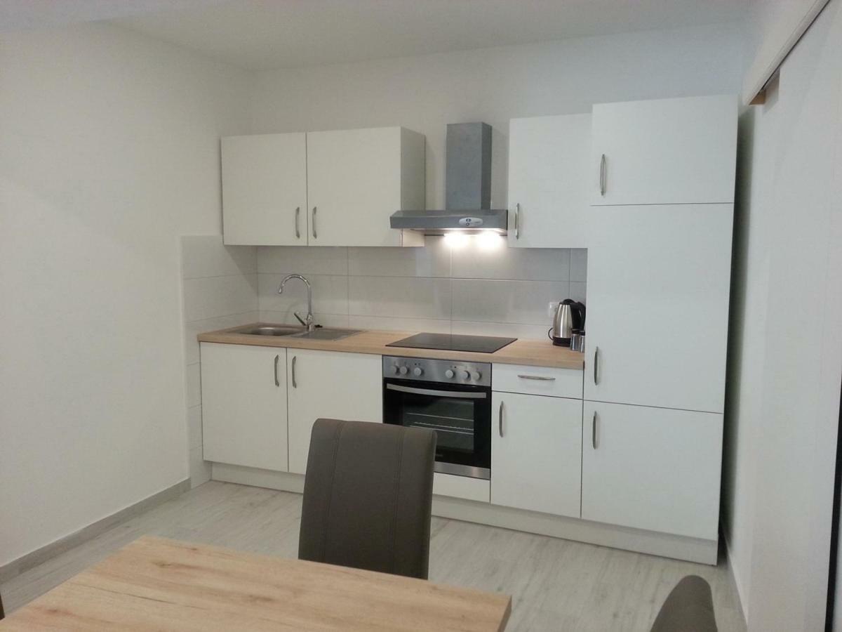 Apartment Rika Omis Luaran gambar